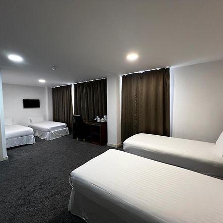 Ox Hotel Manchester Swinton  Exteriör bild