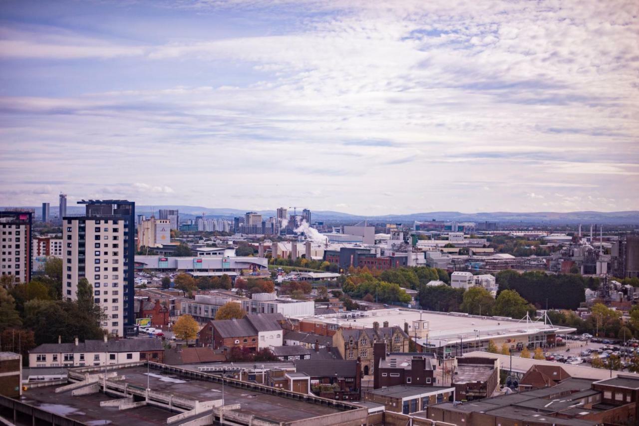 Ox Hotel Manchester Swinton  Exteriör bild